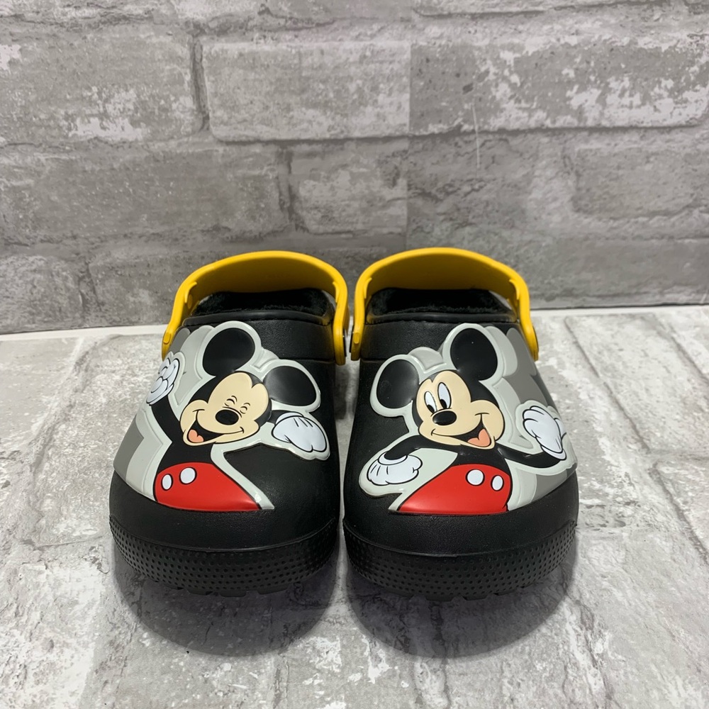 Mickey Mouse Crocs - Picture 2 of 7
